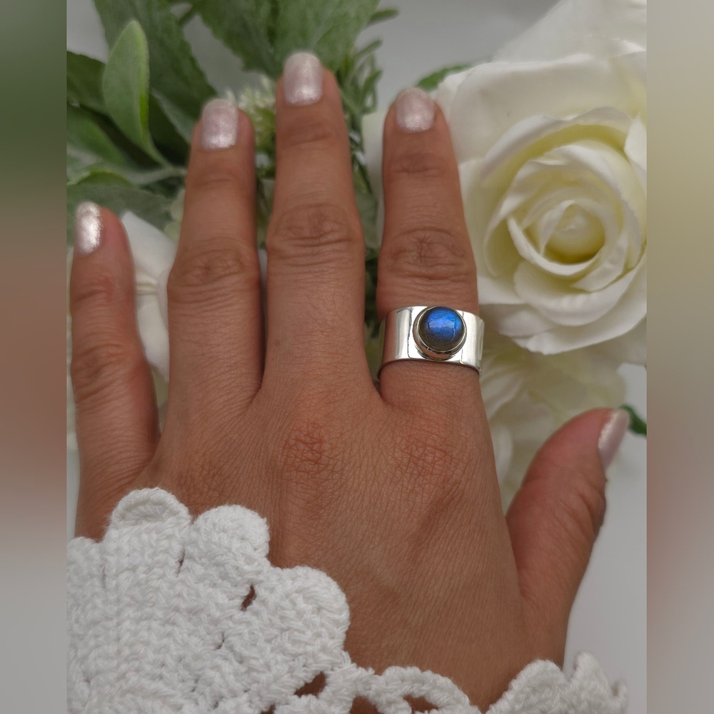 🥰 GLOWING ARTIST RING - Picture 2 of 13